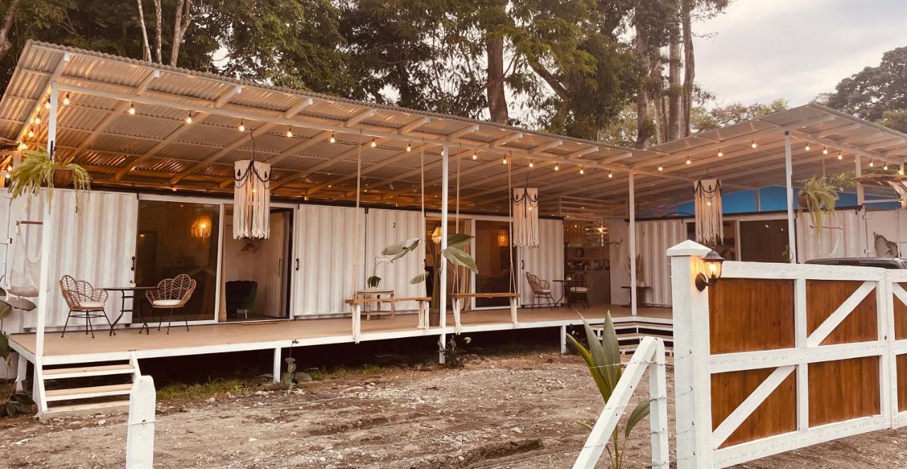 Casa Luce Panzió Puerto Viejo de Talamanca Kültér fotó