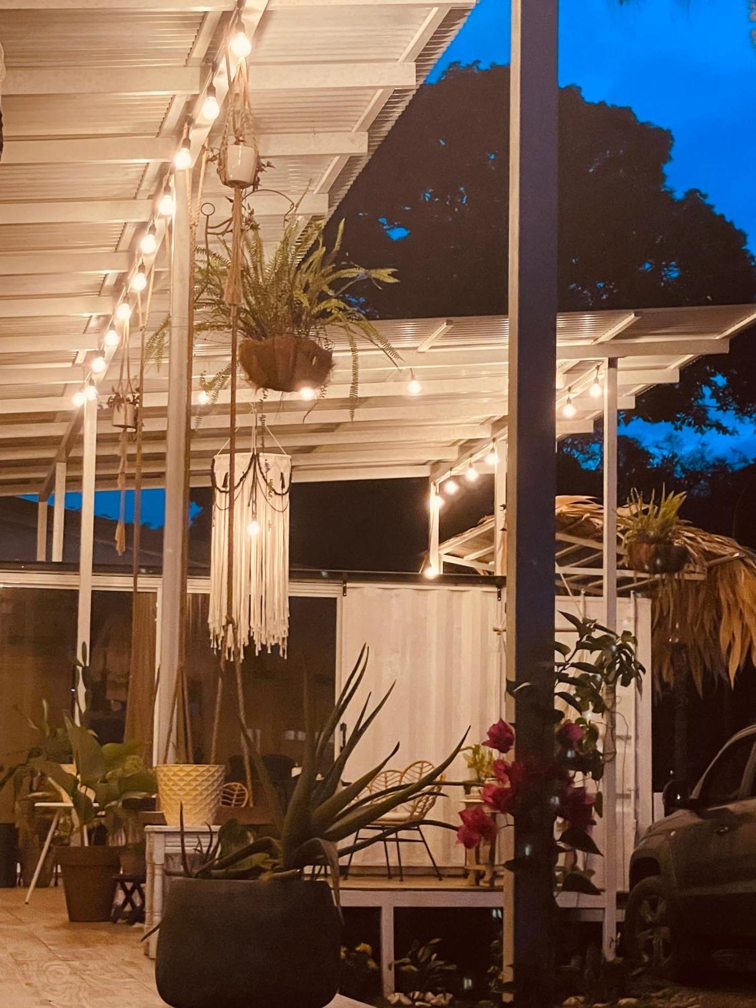 Casa Luce Panzió Puerto Viejo de Talamanca Kültér fotó